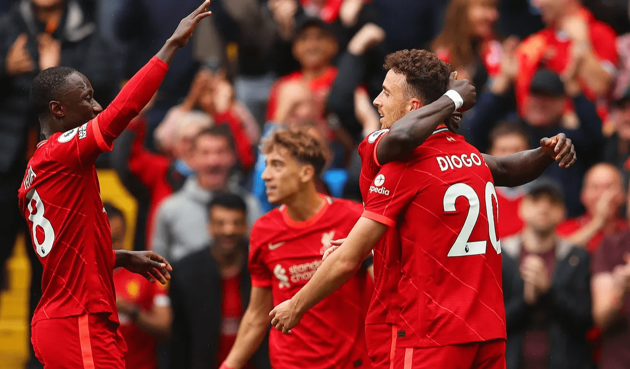 Liverpool stevent af op de titel