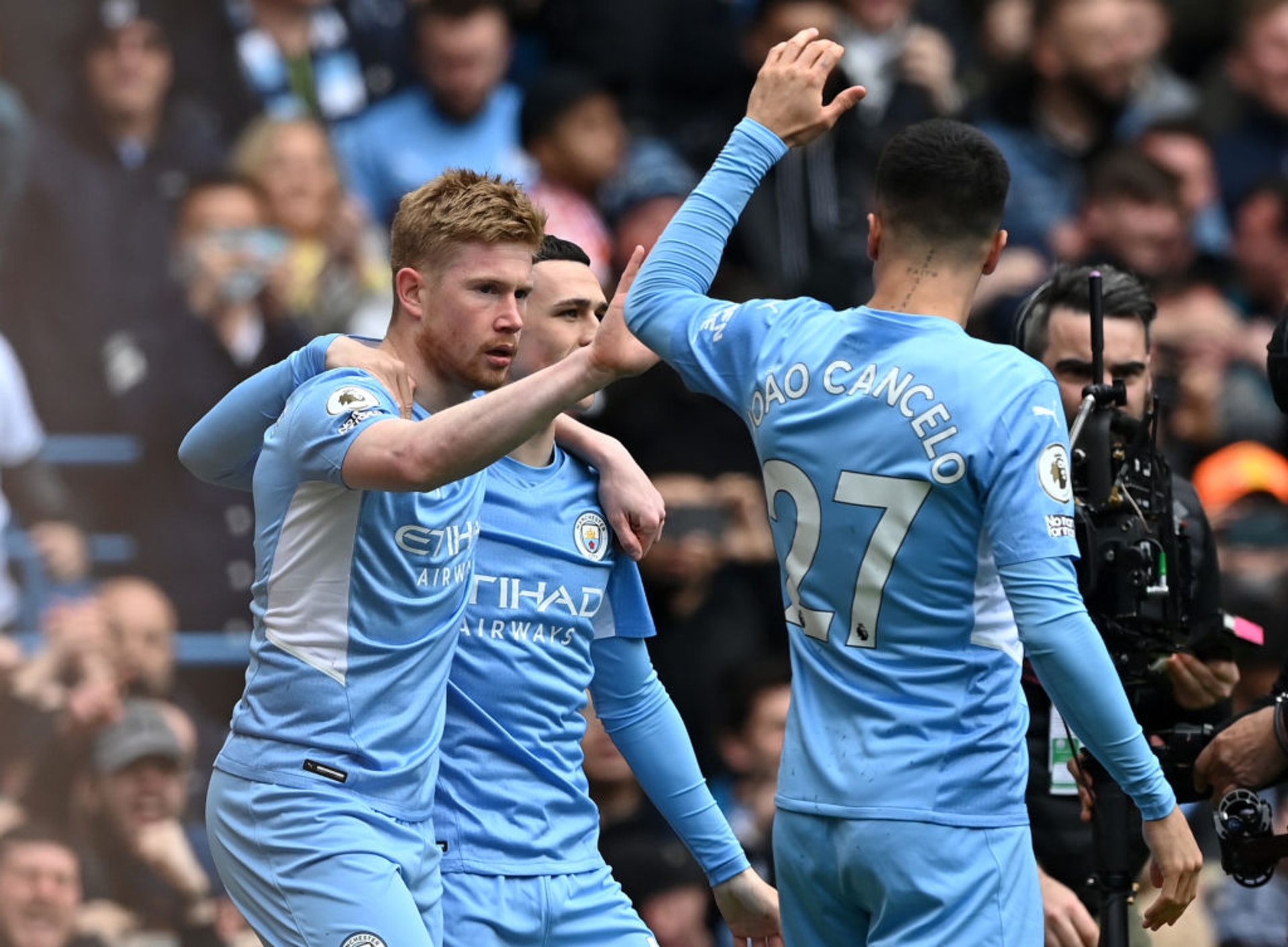 Bayern overstuur, Manchester City rilt