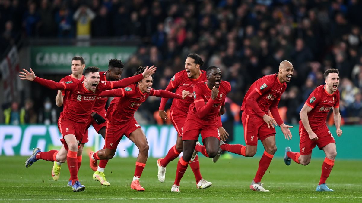 Liverpool bereikt halve finales