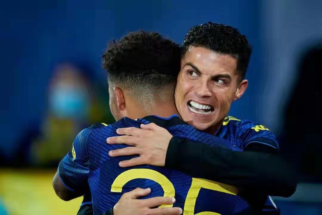 Cristiano Ronaldo maakte zijn 799e doelpunt in zijn carrière en schreef opnieuw geschiedenis
