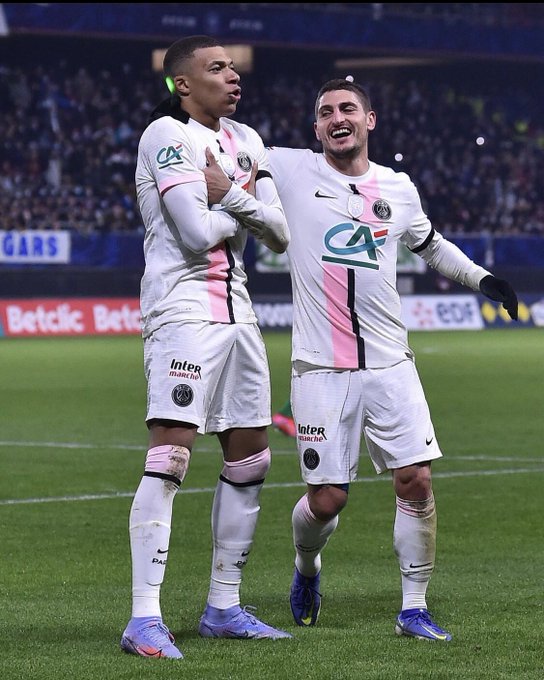Mbappé scoorde opnieuw twee keer om het team te helpen winnen