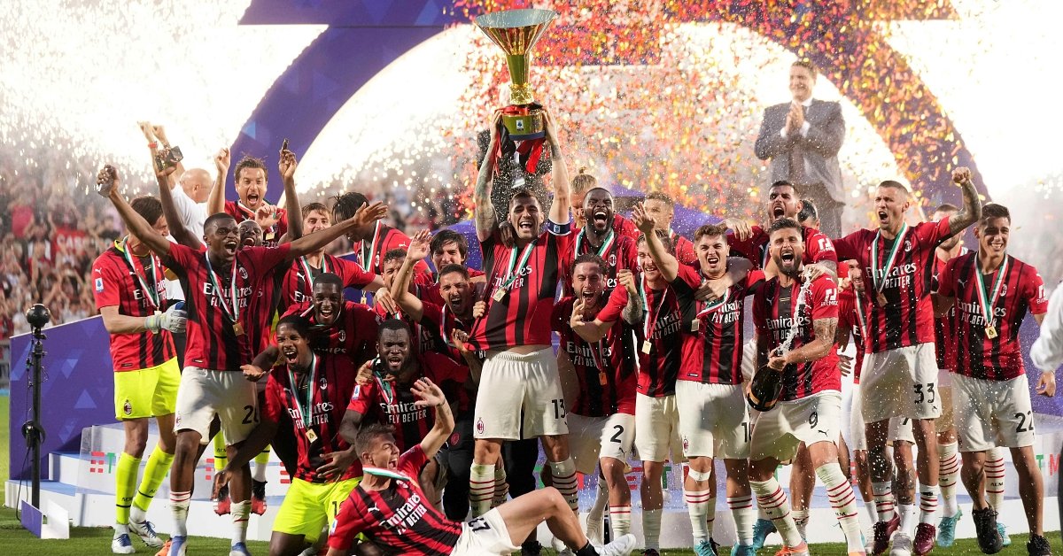 AC Milan en Manchester City winnen allebei de titel